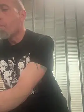 El Gizmo online show from February 15, 8:12 pm