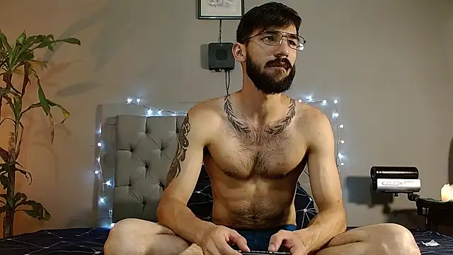 Mr WhiteCock online show from January 12, 9:08 pm