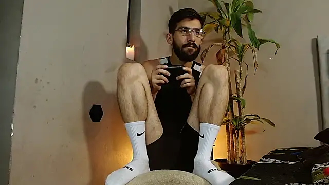 Mr WhiteCock online show from December 18, 7:30 pm