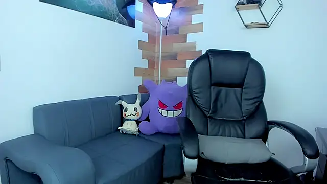 Angel Dust18 online show from February 8, 8:10 pm