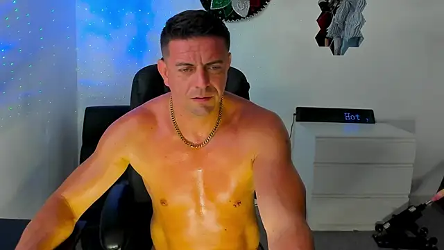 petr37pol online show from July 8, 1:37 pm
