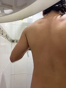 DanielGomez9 online show from March 24, 1:05 pm