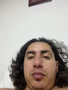 DanielGomez9 online show from June 15, 1:19 am