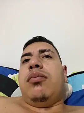 DanielGomez9 online show from January 7, 2:01 am