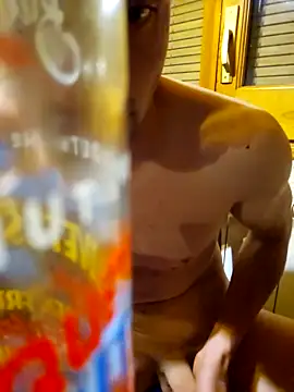 v4Tomasgrau9 online show from April 18, 2:57 am