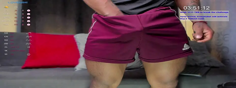 Snapshot of Couple_muscle1 chatting on February 4, 2:43 pm Couple muscle1 online show from February 4, 2:43 pm