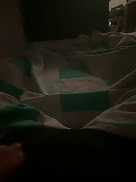 Snapshot of Abspritzerboy21 chatting on December 24, 12:00 am Abspritzerboy21 online show from December 24, 12:00 am