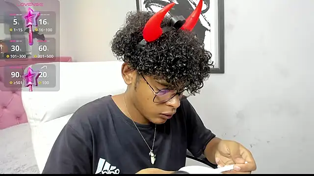 boylittle19cm online show from October 18, 2:05 am