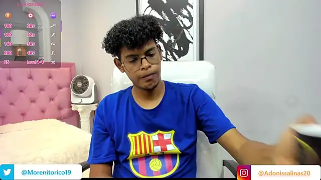 boylittle19cm online show from October 7, 12:20 pm