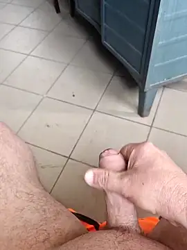 Szeltolo001 online show from March 3, 12:34 pm