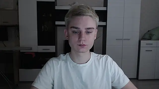 angryzan online show from March 5, 4:13 am