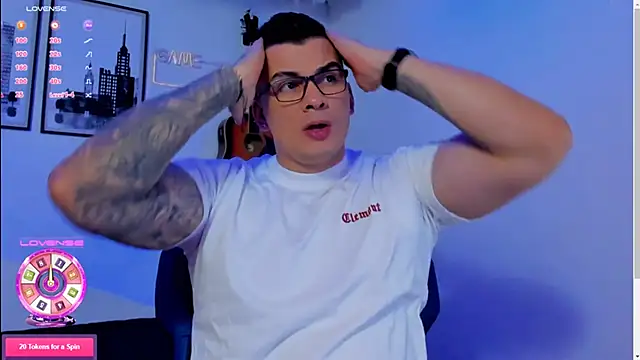 seancarreraa online show from March 30, 9:49 pm