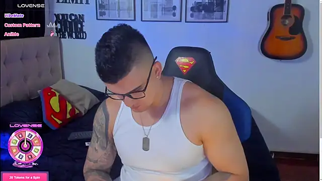 seancarreraa online show from February 25, 2:34 am