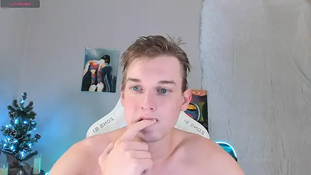 Snapshot of 4ever_dude chatting on January 5, 3:32 am 4ever dude online show from January 5, 3:32 am