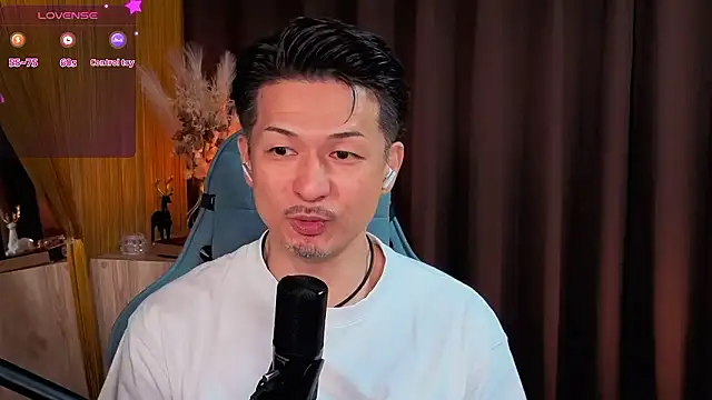 HARU-outdoor-x online show from September 23, 2:38 pm