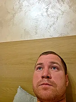 wresling5617 online show from February 14, 10:21 am