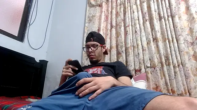 gollfather13 online show from March 15, 3:27 pm