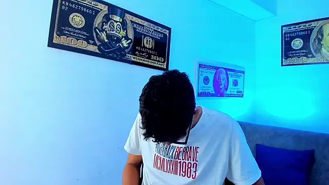 TylerWhite  online show from January 10, 3:07 am