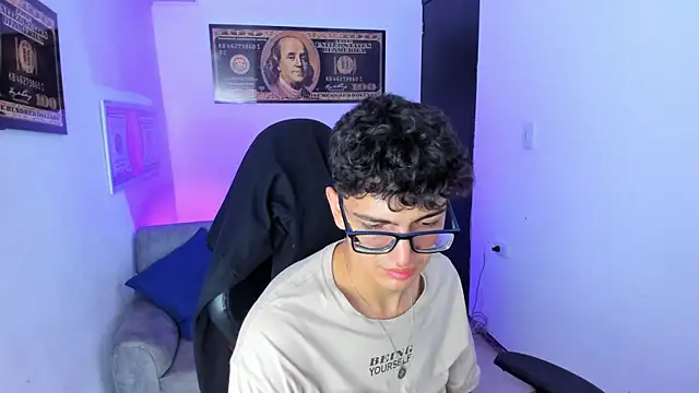 TylerWhite  online show from February 26, 2:37 am