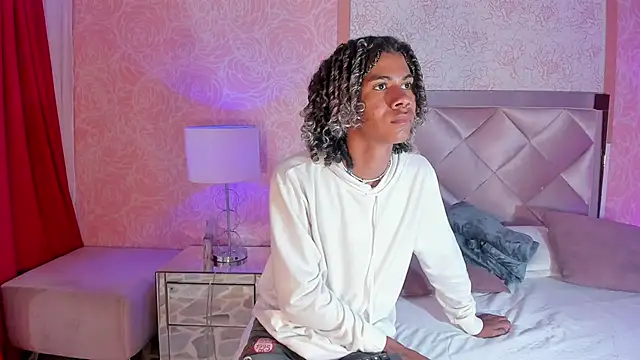 Maxim-Walker online show from January 5, 3:11 am