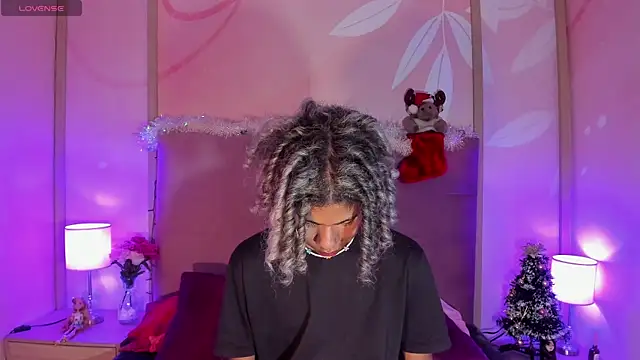 Maxim-Walker online show from December 5, 4:20 am