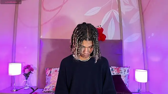 Maxim-Walker online show from February 25, 3:31 am