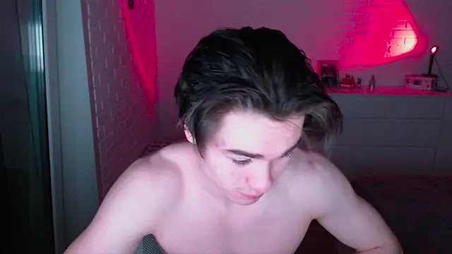 MarkusDean online show from March 25, 5:28 pm