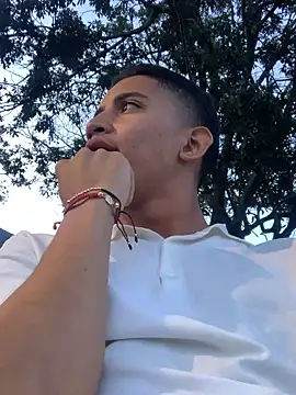 ALAN SANTHOS online show from September 14, 11:07 pm