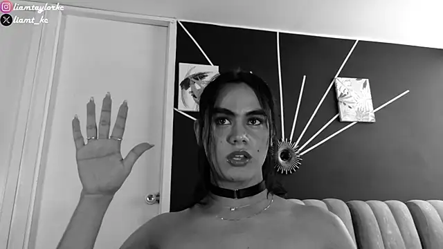 Liam Taylor online show from March 7, 9:06 pm