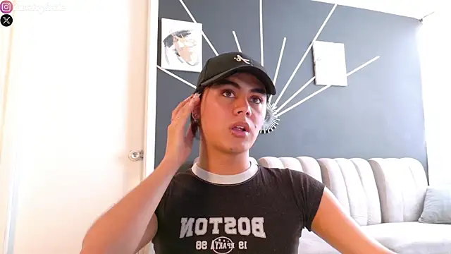 Liam Taylor online show from March 18, 7:33 pm