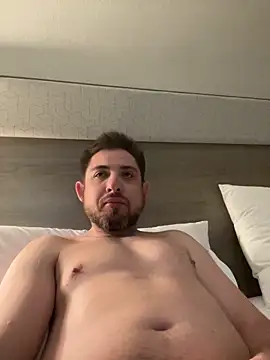 caliguy37 online show from February 18, 3:31 am