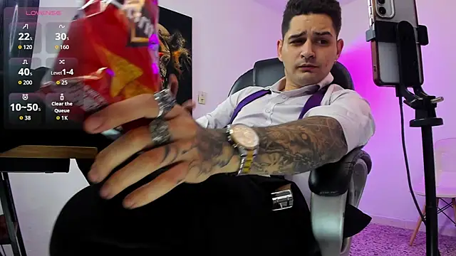 Nicolas Fellener online show from October 7, 7:12 am