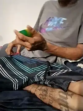 DG0022 online show from March 13, 1:30 pm