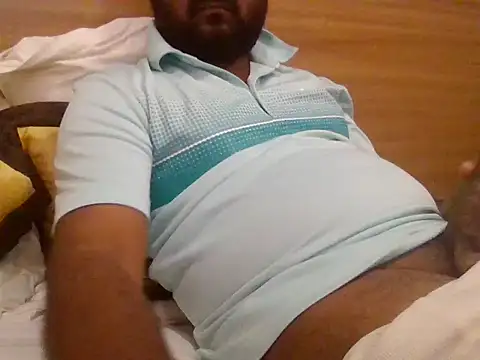 itsmeyourmilk online show from July 28, 8:01 pm