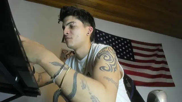 charlie hotxxx online show from November 14, 3:31 am