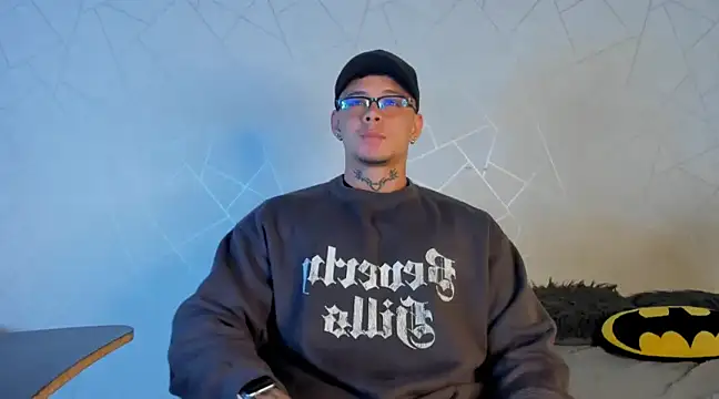 NoahhBrown online show from January 20, 3:37 am