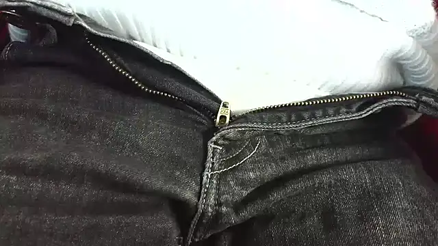 smoothandtiny online show from January 19, 4:30 pm