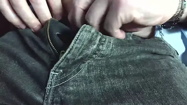 smoothandtiny online show from May 25, 1:17 pm
