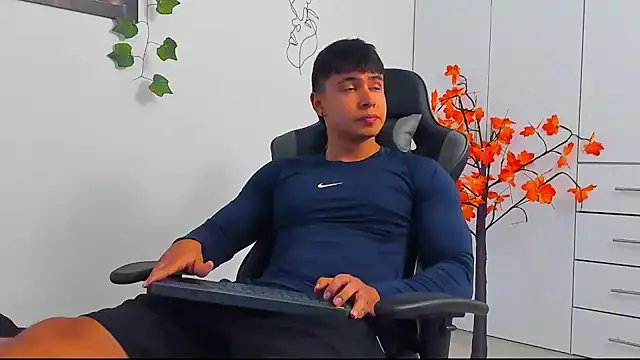 Bray Kevin online show from January 12, 8:02 pm