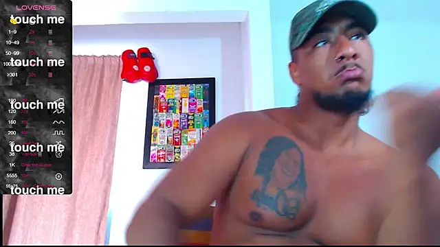 yosoy enzo2020 online show from March 19, 12:34 pm