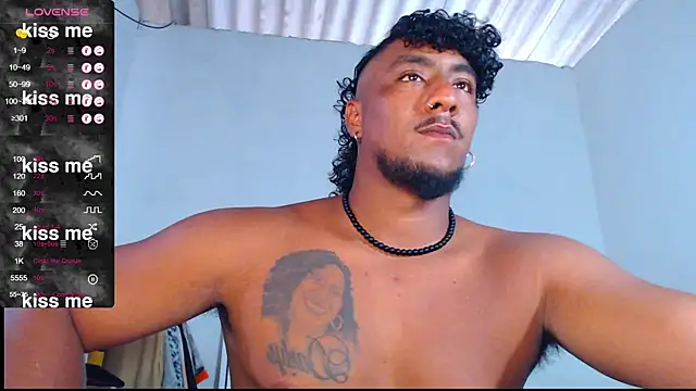 yosoy enzo2020 online show from March 10, 9:29 pm