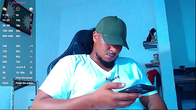 yosoy enzo2020 online show from October 14, 7:59 am