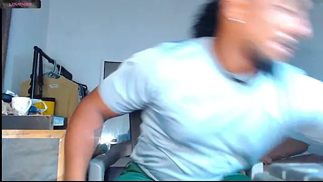 yosoy enzo2020 online show from March 12, 11:44 pm