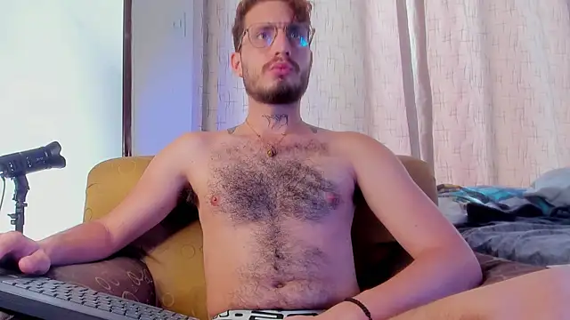 axel giracr online show from March 13, 7:17 pm