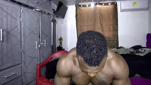 MedellinBlackx online show from October 12, 3:50 pm