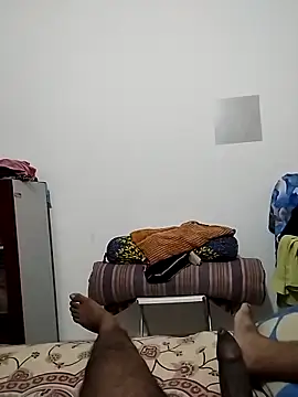 Snapshot of findmemylove chatting on October 1, 10:25 pm findmemylove online show from October 1, 10:25 pm