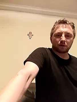 Tajemniczy35 online show from March 18, 1:35 am