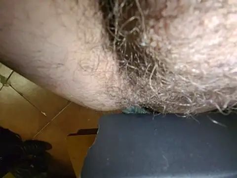 discrethot84 online show from June 14, 11:07 pm