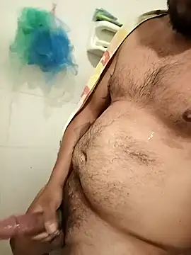 Snapshot of Bartolito001 chatting on September 14, 12:45 am Bartolito001 online show from September 14, 12:45 am