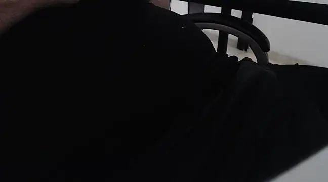 johndiaz23 online show from February 12, 7:24 pm